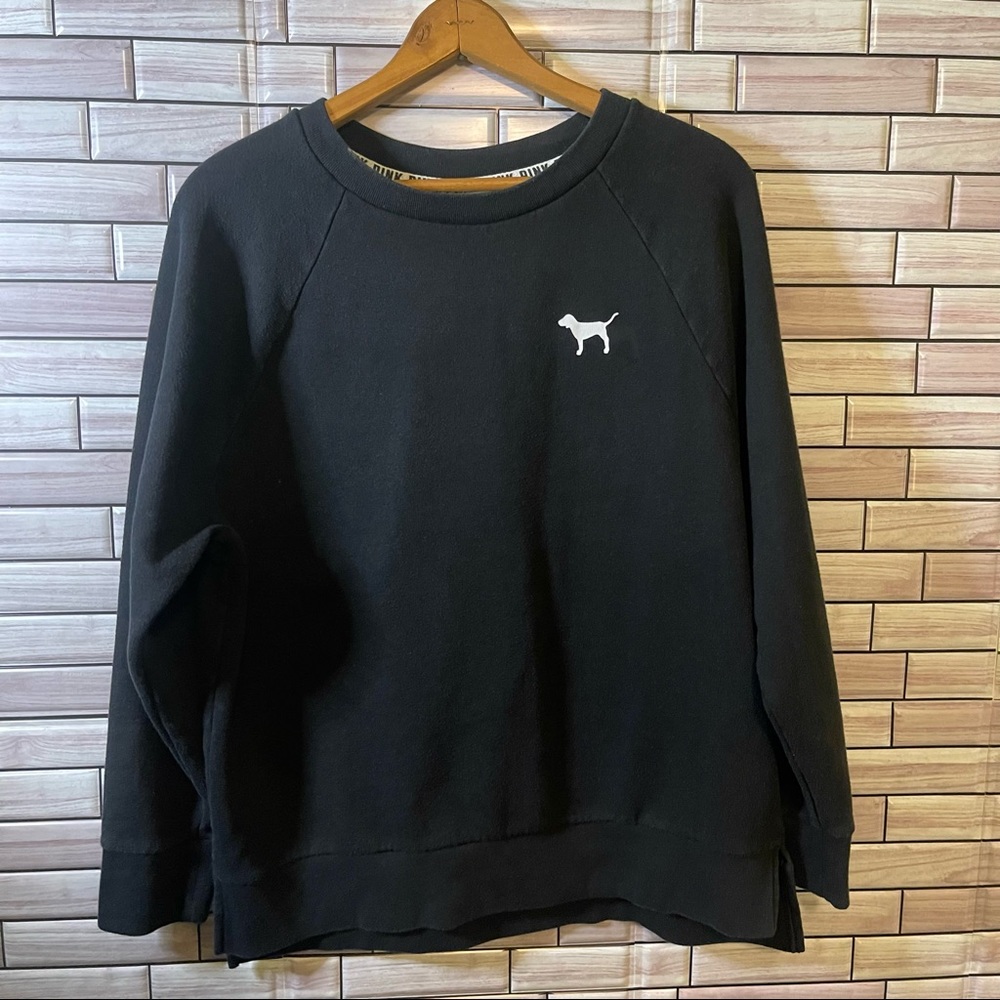 Women’s Victoria’s Secret pink Black Crewneck Sweater Size Medium